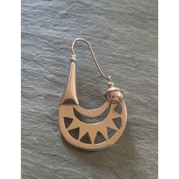 Vintage Sterling Silver Sunburst Hoop Earrings – 925 TAXCO Mexican silver hoops - Picture 8 of 8